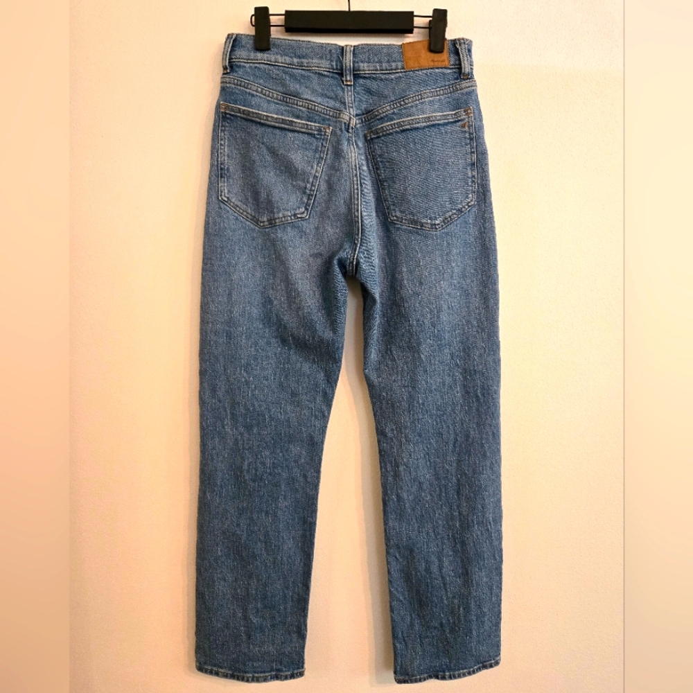 Madewell 90s Straight Jeans - Picture 5 of 14